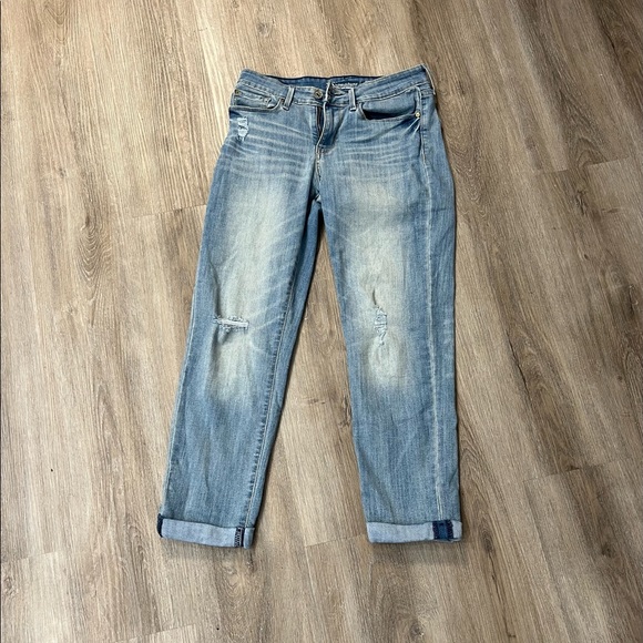 LEVI MID RISE CUFFED STRETCHY MOM JEANS - Picture 7 of 9